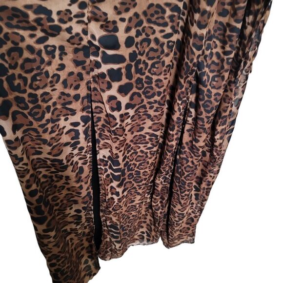 Missguided Long Animal Print Dress 14 - Picture 4 of 9